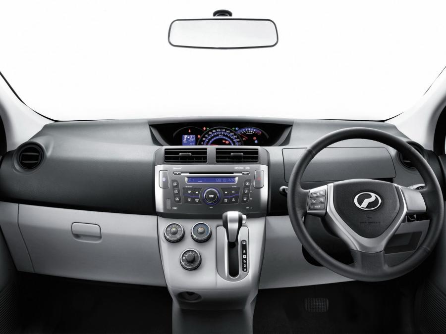  Perodua Alza 2009 года  (фото 4 из 18)